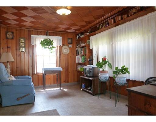 80 Webber St, Springfield, MA 01108 photo 3