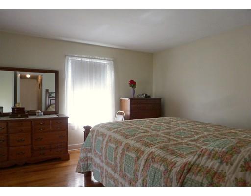 80 Webber St, Springfield, MA 01108 photo 12