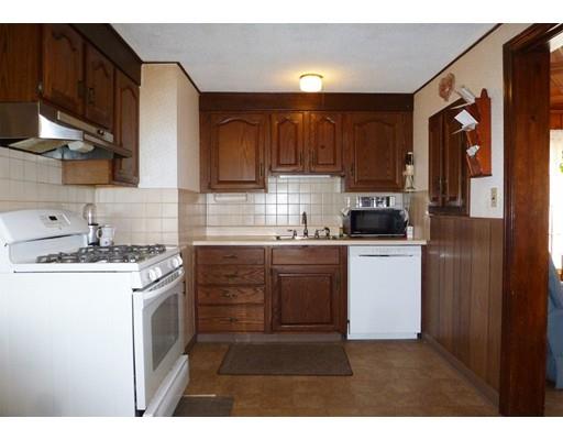 80 Webber St, Springfield, MA 01108 photo 6