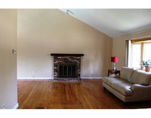 6 Arnold Rd, Framingham, MA 01701 photo 3