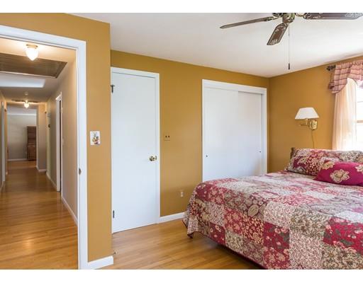 279 Springfield St, Springfield, MA 01107 photo 13
