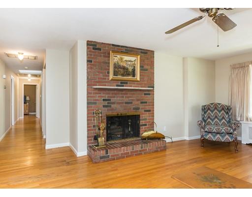 279 Springfield St, Springfield, MA 01107 photo 9