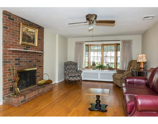 279 Springfield St, Springfield, MA 01107 photo 3