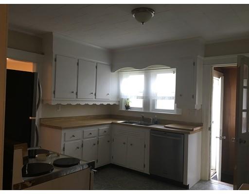 54 Glendale St, Worcester, MA 01602 photo 3