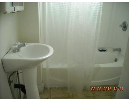 22 Claremont St, Springfield, MA 01108 photo 6