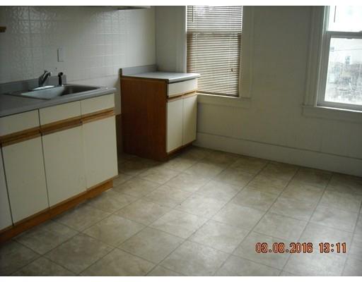 22 Claremont St, Springfield, MA 01108 photo 14