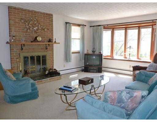 53 Anna St, Worcester, MA 01604 photo 6