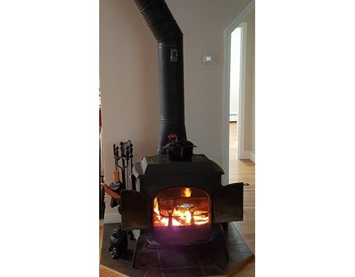 37 Grattan St, Fall River, MA 02721 photo 9