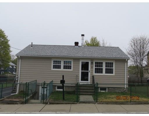 37 Grattan St, Fall River, MA 02721 photo 2