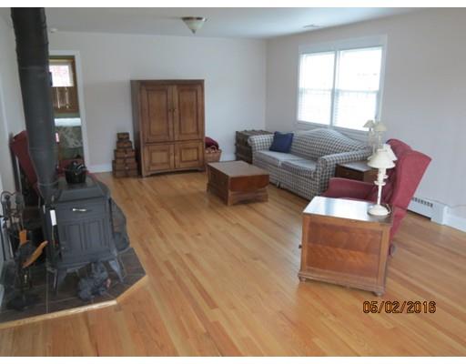 37 Grattan St, Fall River, MA 02721 photo 8