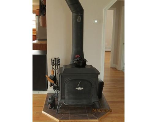 37 Grattan St, Fall River, MA 02721 photo 10