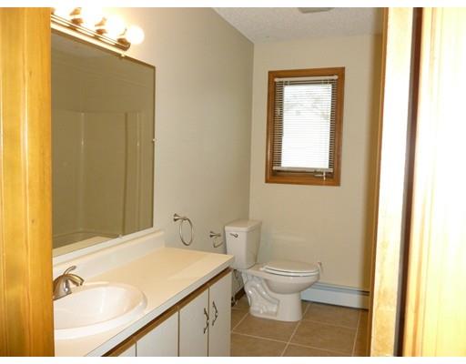 40 Paramount St, Springfield, MA 01104 photo 15