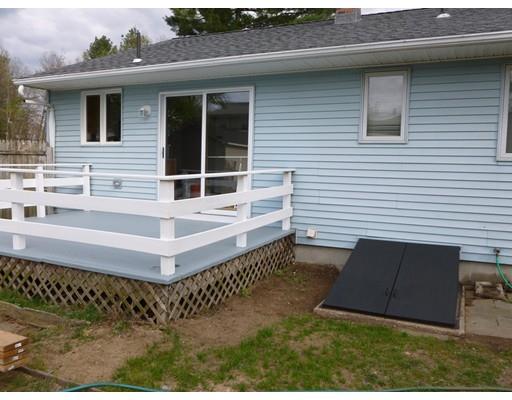 40 Paramount St, Springfield, MA 01104 photo 6