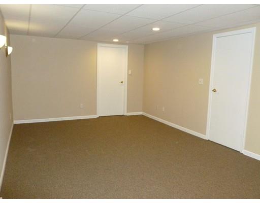40 Paramount St, Springfield, MA 01104 photo 21
