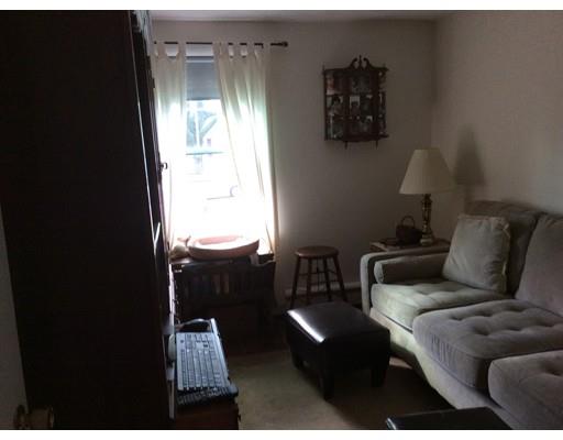 87 Kerry Dr, Springfield, MA 01118 photo 11