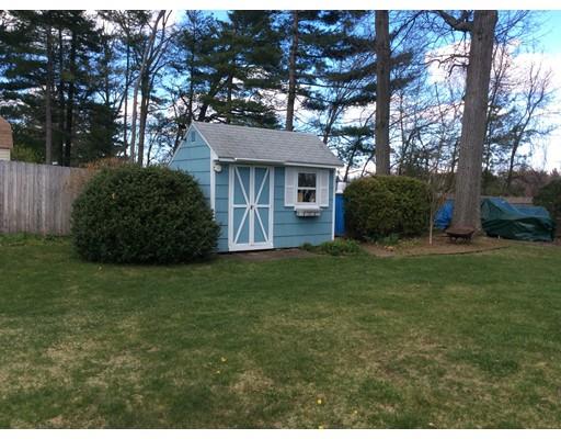 87 Kerry Dr, Springfield, MA 01118 photo 3