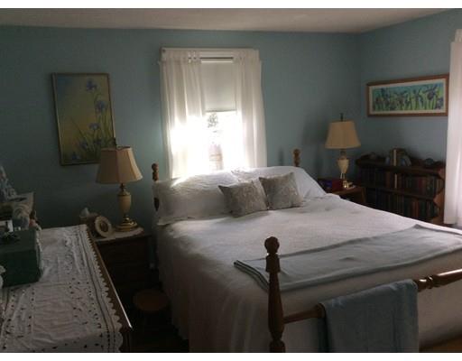 87 Kerry Dr, Springfield, MA 01118 photo 14