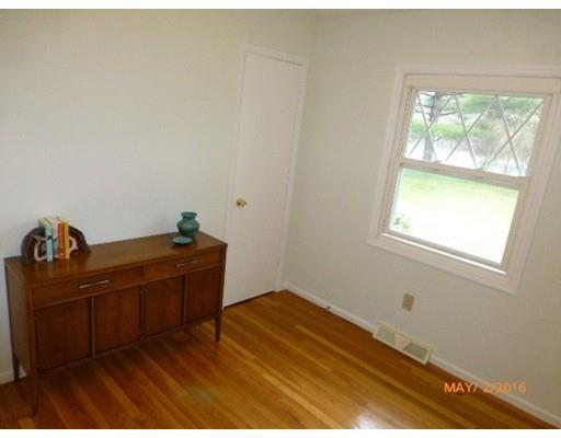 3 Hingham Rd, Worcester, MA 01606 photo 13