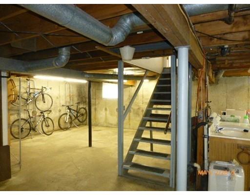 3 Hingham Rd, Worcester, MA 01606 photo 18