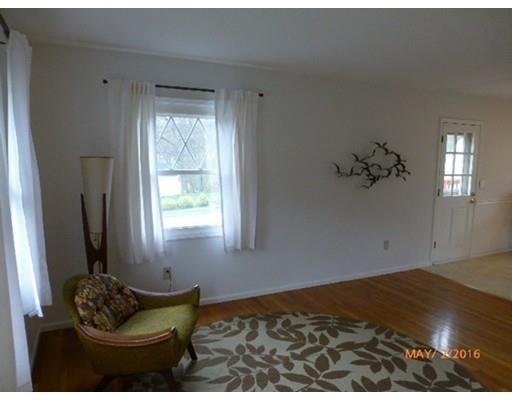 3 Hingham Rd, Worcester, MA 01606 photo 5
