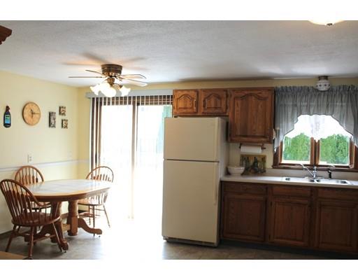 35 Beeler Ave, Chicopee, MA 01020 photo 8