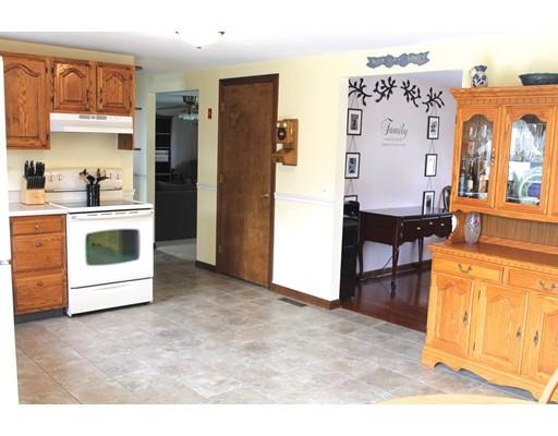 35 Beeler Ave, Chicopee, MA 01020 photo 7