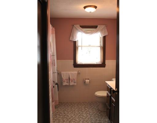 35 Beeler Ave, Chicopee, MA 01020 photo 21