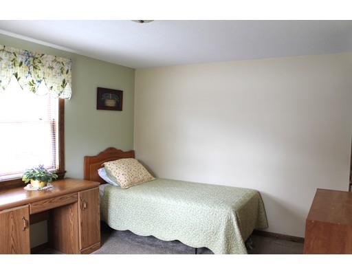 35 Beeler Ave, Chicopee, MA 01020 photo 20