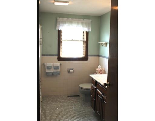 35 Beeler Ave, Chicopee, MA 01020 photo 13