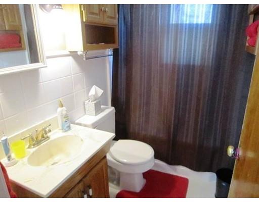 17 Youngs Rd, Dedham, MA 02026 photo 11