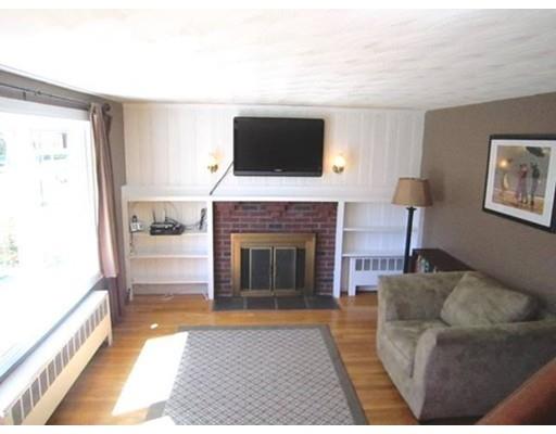 17 Youngs Rd, Dedham, MA 02026 photo 2