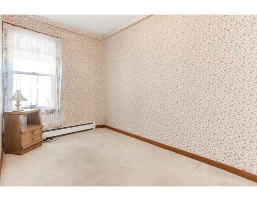9 Daniels St, Worcester, MA 01604 photo 18