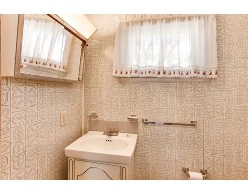 9 Daniels St, Worcester, MA 01604 photo 16