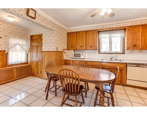 9 Daniels St, Worcester, MA 01604 photo 12