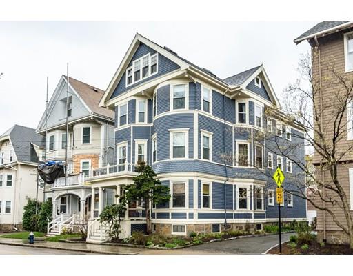 124 Davis Ave #3, Brookline, MA 02445 photo 1