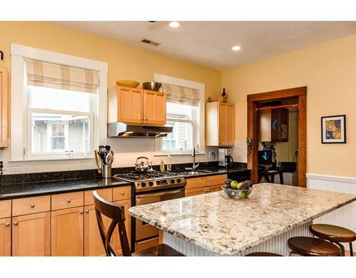 124 Davis Ave #3, Brookline, MA 02445 photo 7