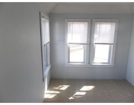 35 Johnson St, Saugus, MA 01906 photo 6
