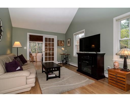 30 Rolling Ln, Dover, MA 02030 photo 9