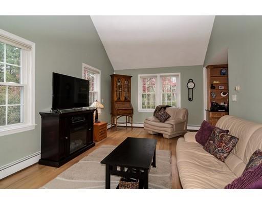 30 Rolling Ln, Dover, MA 02030 photo 8
