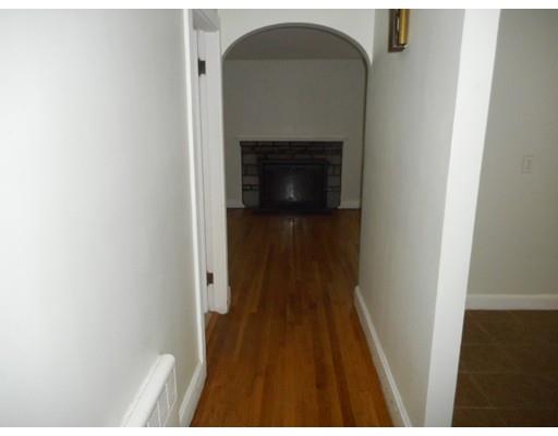 95 Lundberg St, Lowell, MA 01852 photo 9