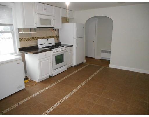 95 Lundberg St, Lowell, MA 01852 photo 7