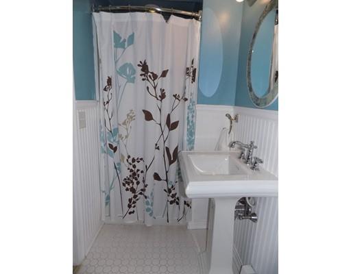 668 Parker St, Springfield, MA 01129 photo 5