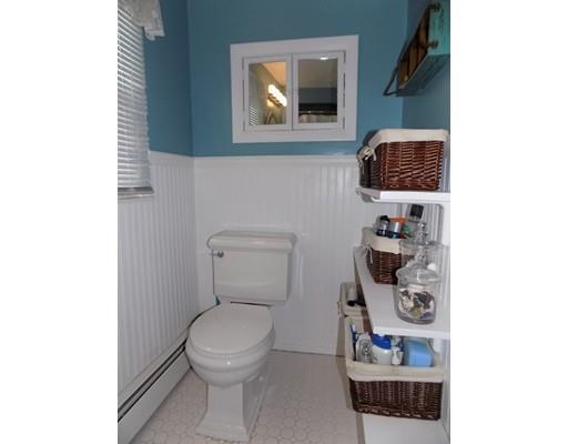 668 Parker St, Springfield, MA 01129 photo 16