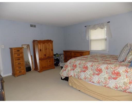 668 Parker St, Springfield, MA 01129 photo 15