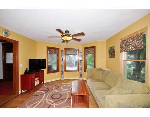 3 Everett St, Maynard, MA 01754 photo 5