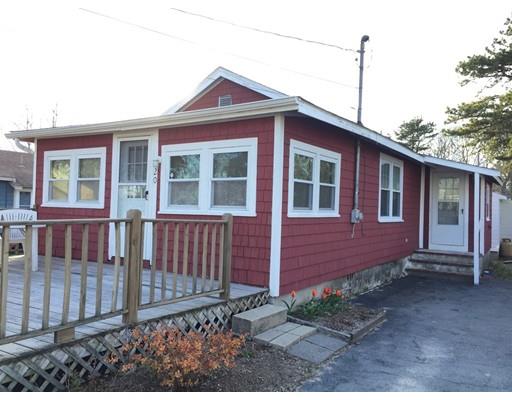 20 Fairbanks St, Wareham, MA 02571 photo 2