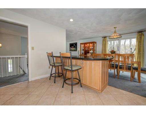 21 Wood Ln, Maynard, MA 01754 photo 4