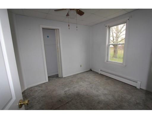 68 Cote Ave, Chicopee, MA 01020 photo 5