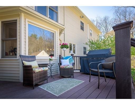 8 Bubbling Brook Rd, Walpole, MA 02081 photo 23