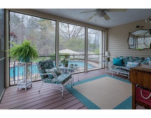 8 Bubbling Brook Rd, Walpole, MA 02081 photo 22